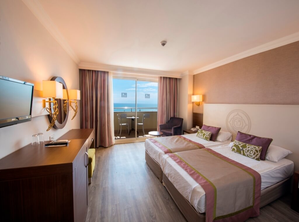 Standard Room with Sea View